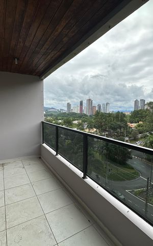 Apartamento à venda com 144m², 3 quartos e 2 vagas Apartamento à venda com 144m², 3 quartos e 2 vagasVaranda da Sala