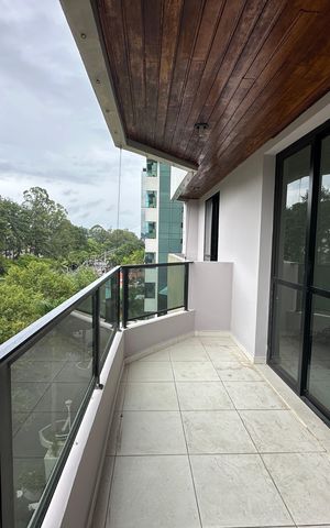 Apartamento à venda com 144m², 3 quartos e 2 vagas Apartamento à venda com 144m², 3 quartos e 2 vagasVaranda da Sala