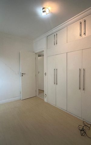Apartamento à venda com 144m², 3 quartos e 2 vagas Apartamento à venda com 144m², 3 quartos e 2 vagasQuarto 2