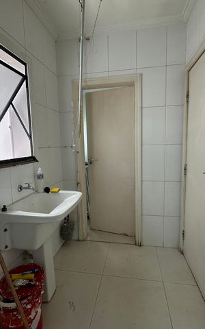 Apartamento à venda com 144m², 3 quartos e 2 vagas Apartamento à venda com 144m², 3 quartos e 2 vagasÁrea de Serviço