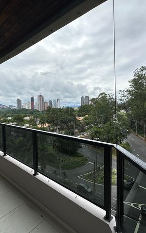 Apartamento à venda com 144m², 3 quartos e 2 vagas Apartamento à venda com 144m², 3 quartos e 2 vagasVaranda da Sala