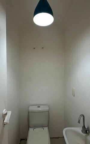 Apartamento à venda com 144m², 3 quartos e 2 vagas Apartamento à venda com 144m², 3 quartos e 2 vagasLavabo