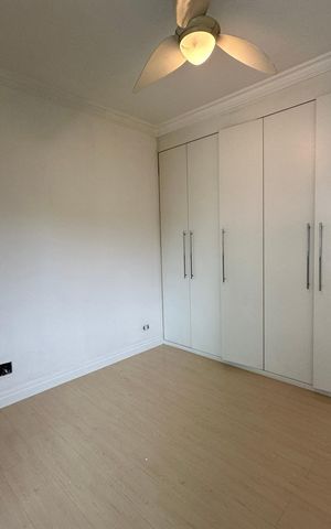 Apartamento à venda com 144m², 3 quartos e 2 vagas Apartamento à venda com 144m², 3 quartos e 2 vagasQuarto 1