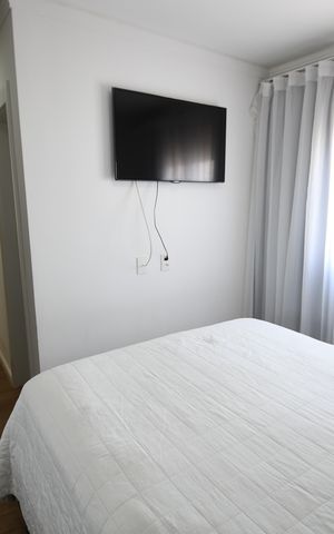 Apartamento à venda com 76m², 2 quartos e 2 vagasQuarto 2 - Suíte