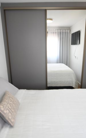 Apartamento à venda com 76m², 2 quartos e 2 vagasQuarto 2 - Suíte