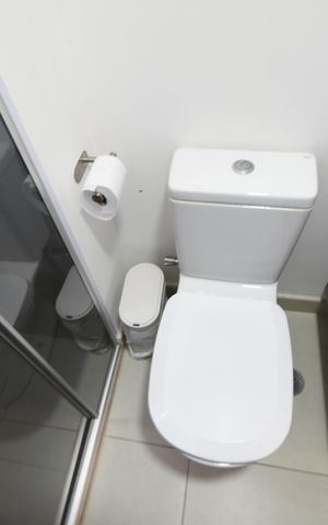 Apartamento à venda com 76m², 2 quartos e 2 vagasBanheiro Social