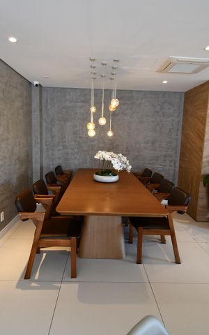 Apartamento à venda com 76m², 2 quartos e 2 vagasÁrea comum - Salão de festas