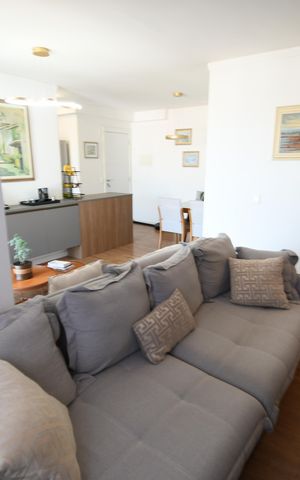 Apartamento à venda com 76m², 2 quartos e 2 vagasSala