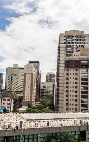 Apartamento à venda com 112m², 3 quartos e 2 vagas Apartamento à venda com 112m², 3 quartos e 2 vagasVista da Suíte
