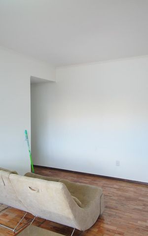 Apartamento para alugar com 84m², 2 quartos e 1 vagaSala