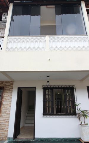 Casa de condomínio à venda com 57m², 2 quartos e 2 vagasFachada