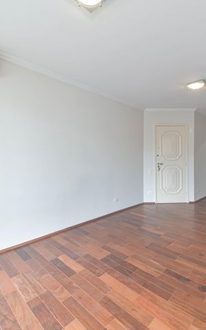 Apartamento à venda com 133m², 3 quartos e 3 vagas Apartamento à venda com 133m², 3 quartos e 3 vagasSala