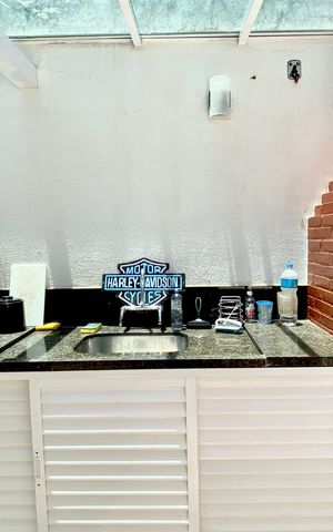 Apartamento à venda com 100m², 2 quartos e sem vaga Apartamento à venda com 100m², 2 quartos e sem vagaChurrasqueira