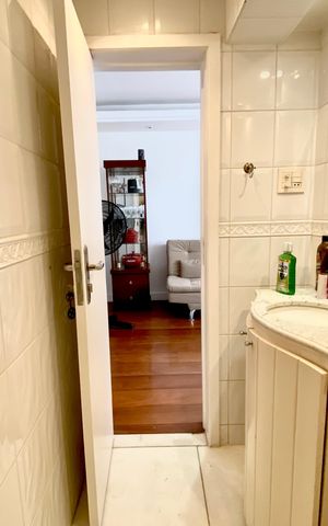 Apartamento à venda com 100m², 2 quartos e sem vaga Apartamento à venda com 100m², 2 quartos e sem vagaLavabo