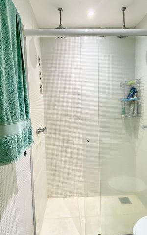 Apartamento à venda com 100m², 2 quartos e sem vaga Apartamento à venda com 100m², 2 quartos e sem vagaBanheiro social