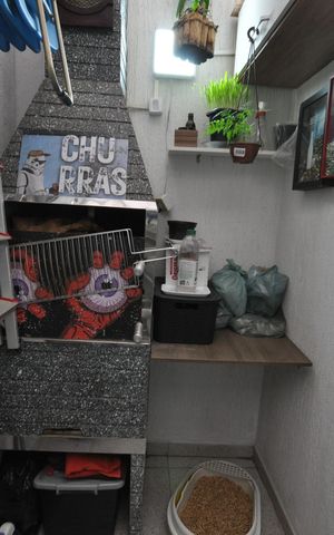 Casa de condomínio à venda com 52m², 2 quartos e 1 vagaChurrasqueira
