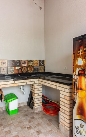 Casa à venda com 85m², 3 quartos e 3 vagas Casa à venda com 85m², 3 quartos e 3 vagasÁrea Gourmet