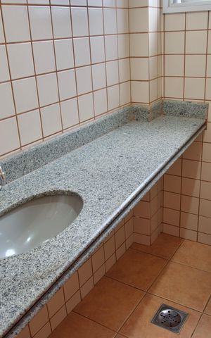 Apartamento à venda com 110m², 3 quartos e 2 vagas Apartamento à venda com 110m², 3 quartos e 2 vagasÁrea comum - Banheiro Salão de festas