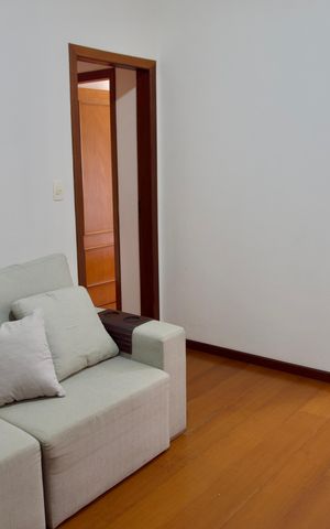 Apartamento à venda com 110m², 3 quartos e 2 vagas Apartamento à venda com 110m², 3 quartos e 2 vagasSala