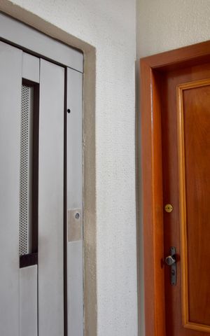 Apartamento à venda com 110m², 3 quartos e 2 vagas Apartamento à venda com 110m², 3 quartos e 2 vagasElevador