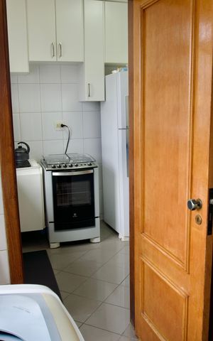 Apartamento à venda com 110m², 3 quartos e 2 vagas Apartamento à venda com 110m², 3 quartos e 2 vagasÁrea de Serviço