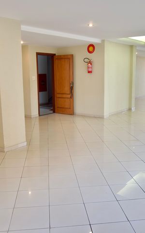 Apartamento à venda com 110m², 3 quartos e 2 vagas Apartamento à venda com 110m², 3 quartos e 2 vagasÁrea comum - Salão de festas