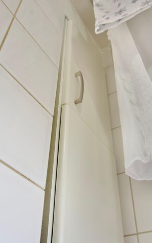 Apartamento à venda com 110m², 3 quartos e 2 vagas Apartamento à venda com 110m², 3 quartos e 2 vagasÁrea de Serviço - Detalhe Armário