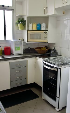 Apartamento à venda com 110m², 3 quartos e 2 vagas Apartamento à venda com 110m², 3 quartos e 2 vagasCozinha