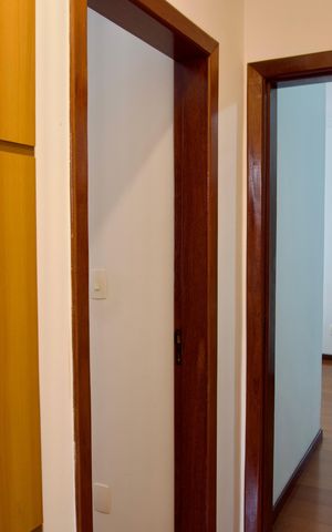 Apartamento à venda com 110m², 3 quartos e 2 vagas Apartamento à venda com 110m², 3 quartos e 2 vagasCorredor - Detalhe Armário