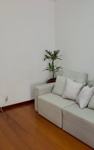 Apartamento à venda com 110m², 3 quartos e 2 vagas Apartamento à venda com 110m², 3 quartos e 2 vagasSala