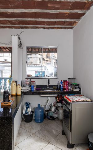 Casa à venda com 55m², 2 quartos e sem vaga Casa à venda com 55m², 2 quartos e sem vagaCozinha
