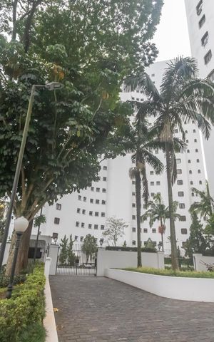 Apartamento à venda com 240m², 4 quartos e 2 vagas Apartamento à venda com 240m², 4 quartos e 2 vagasFachada