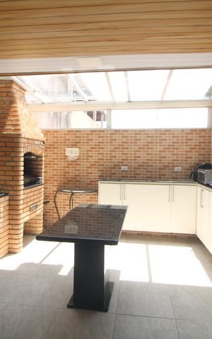 Casa à venda com 300m², 3 quartos e 2 vagasÁrea comum - Churrasqueira - lavanderia
