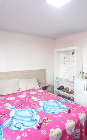 Casa à venda com 300m², 3 quartos e 2 vagasSuíte