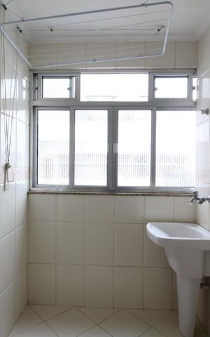 Apartamento para alugar com 110m², 3 quartos e 1 vagaÁrea de Serviço