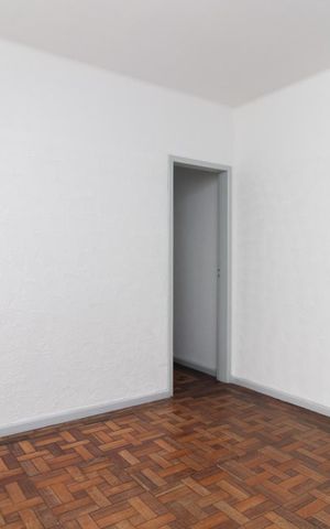 Apartamento à venda com 80m², 3 quartos e sem vagaSala