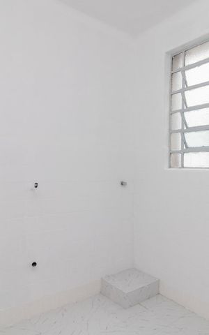Apartamento à venda com 80m², 3 quartos e sem vagaCozinha e Área de Serviço