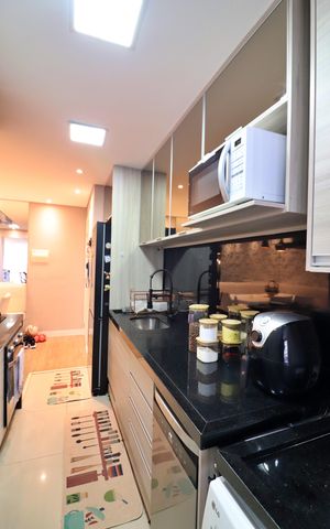 Apartamento à venda com 74m², 2 quartos e 2 vagasCozinha e Área de Serviço