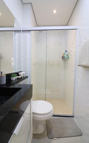 Apartamento à venda com 74m², 2 quartos e 2 vagasBanheiro Social