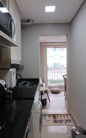 Apartamento à venda com 74m², 2 quartos e 2 vagasCozinha e Área de Serviço