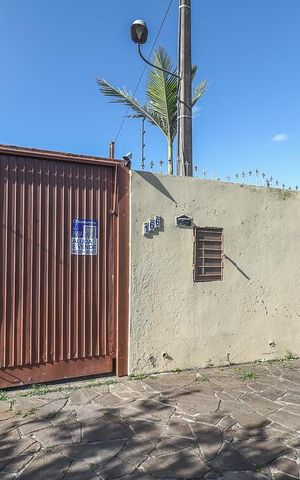 Casa à venda com 300m², 3 quartos e 2 vagasFachada