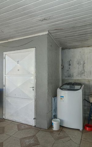 Casa à venda com 300m², 3 quartos e 2 vagasÁrea de Serviço