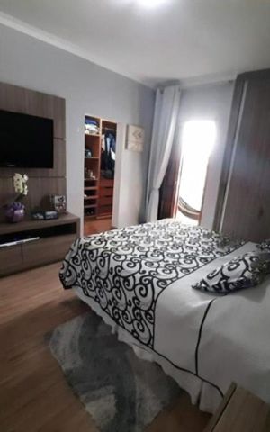 Casa à venda com 280m², 3 quartos e 5 vagas