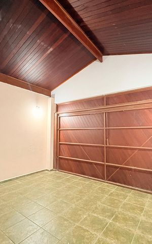 Casa para alugar com 420m², 5 quartos e 4 vagasGaragem
