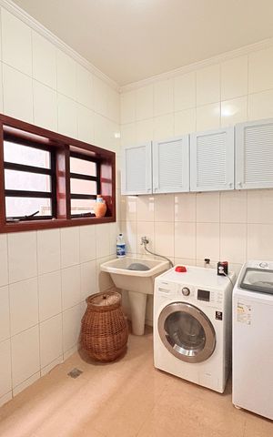 Casa para alugar com 420m², 5 quartos e 4 vagasÁrea de Serviço