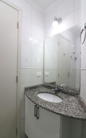 Apartamento à venda com 96m², 3 quartos e 2 vagasBanheiro Social
