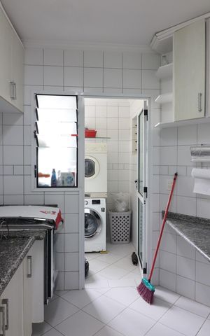 Apartamento à venda com 96m², 3 quartos e 2 vagasCozinha 