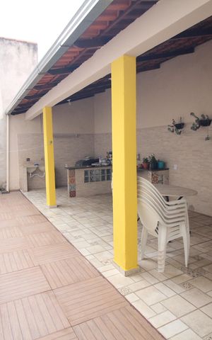 Casa à venda com 350m², 5 quartos e 2 vagasQuintal