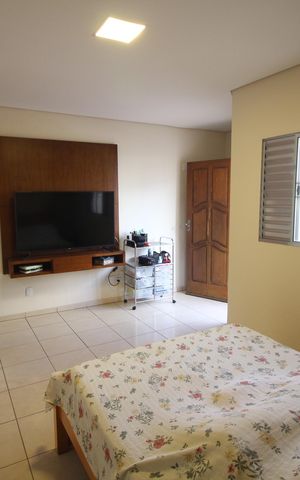 Casa à venda com 350m², 5 quartos e 2 vagasQuarto 1