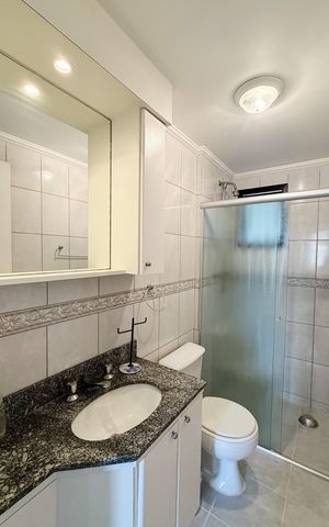 Apartamento para alugar com 74m², 3 quartos e 1 vaga Apartamento para alugar com 74m², 3 quartos e 1 vagaBanheiro 2